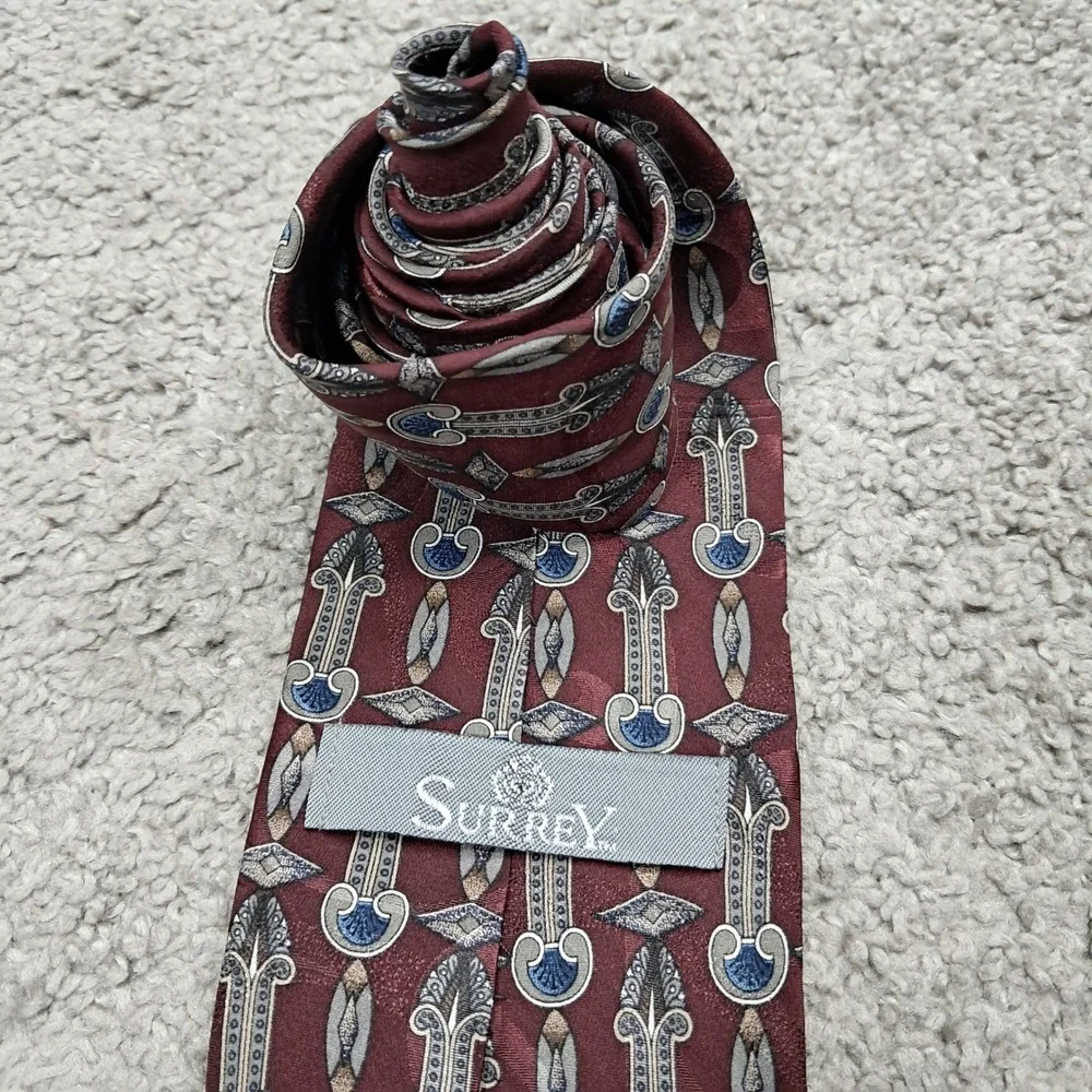 Surrey Mens Silk Necktie Burgundy Blue Geometric Architectural Pattern USA Made